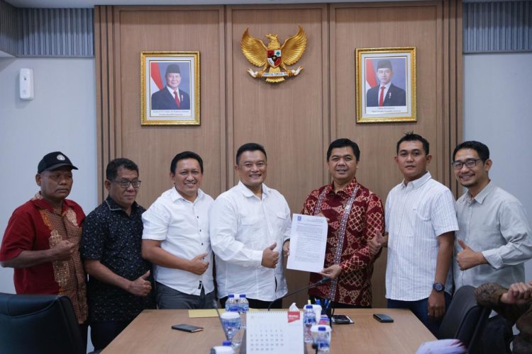 Nelayan Datangi Setneg, Minta Presiden RI Hapus Pajak Laut dan Tinjau Kebijakan Kapal Asing