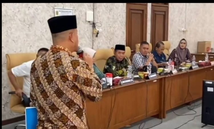 Rapat Pansus DPRD Pati, Ketua Dewas RSUD Soewondo Walk Out