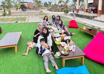 Tunggak Semi, Bukti Sukses BUMDes Asempapan Ciptakan Spot Nongkrong