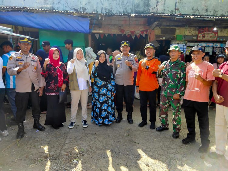 Bulog Pati Turun Tangan Jinakkan Harga Minyak Goreng