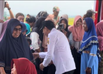 Pasar Murah TMMD Kodim Pati Diserbu Warga, Sembako Ludes Hitungan Menit