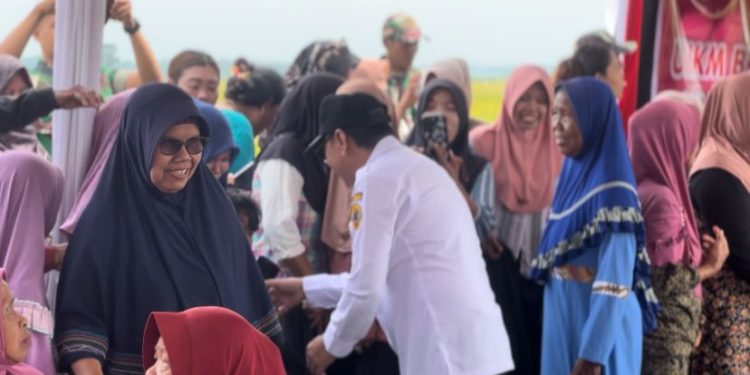 Pasar Murah TMMD Kodim Pati Diserbu Warga, Sembako Ludes Hitungan Menit