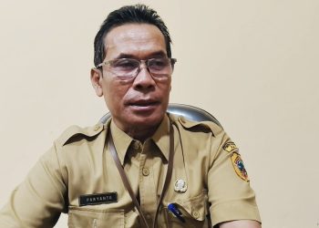Sekolah Rusak Parah, Anak – Anak Terpaksa Belajar di Balai Desa