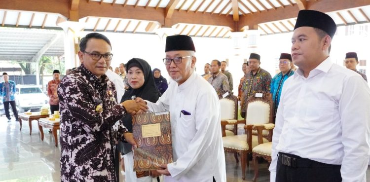 Baznas Pati Dilantik, Plt Bupati Dorong Rumah Layak dan Beasiswa