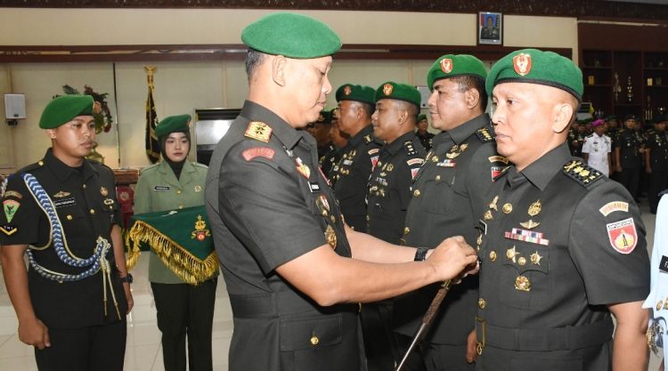Sertijab Pejabat Utama, Perkuat Kinerja TNI di Jateng – DIY
