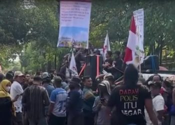 Hoaks Intel Kodim Pati Terbantahkan, Warga Margoyoso Klarifikasi soal Kaos “DARAH POLISI ITU SEGAR”