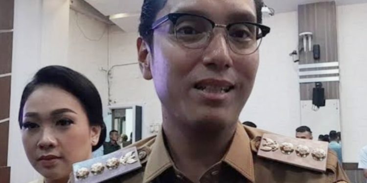 Rico Waas Akui Berobat ke Luar Negeri, Sudah Lapor Mendagri