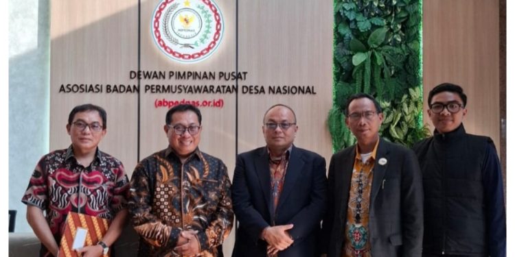 SMSI dan ABPEDNAS Perkuat Sinergi Bangun Desa Transparan