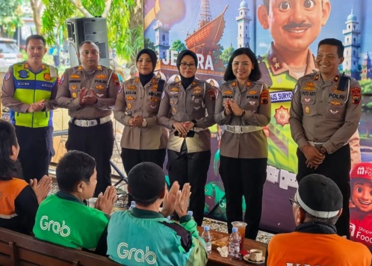 Rangkul Ojek Online dan Sahabat Difabel, Kakorlantas Polri Gelar “Polantas Menyapa”