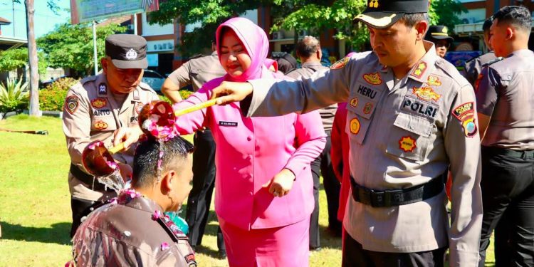 56 Anggota Terima Kenaikan Pangkat, AKBP Heru Minta Tingkatkan Profesionalisme