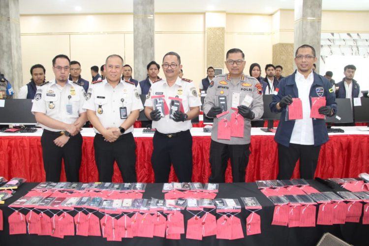 Polda Jateng Bongkar Penipuan Online Internasional Rp41 Miliar, 39 Tersangka Ditangkap di Solo Raya