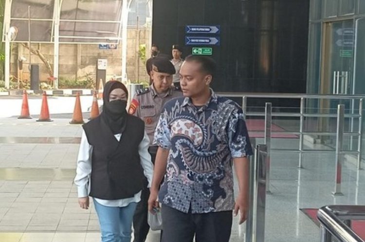 KPK OTT Bupati Sukoharjo, Dugaan Pemerasan Perangkat Daerah